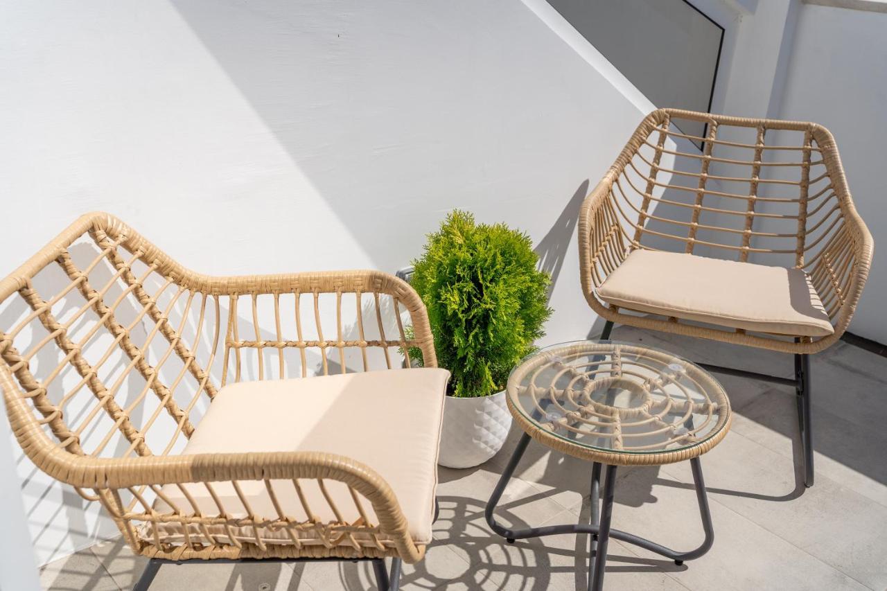 7 Styles Apartments By Raspberry Cascade Faro Exterior photo