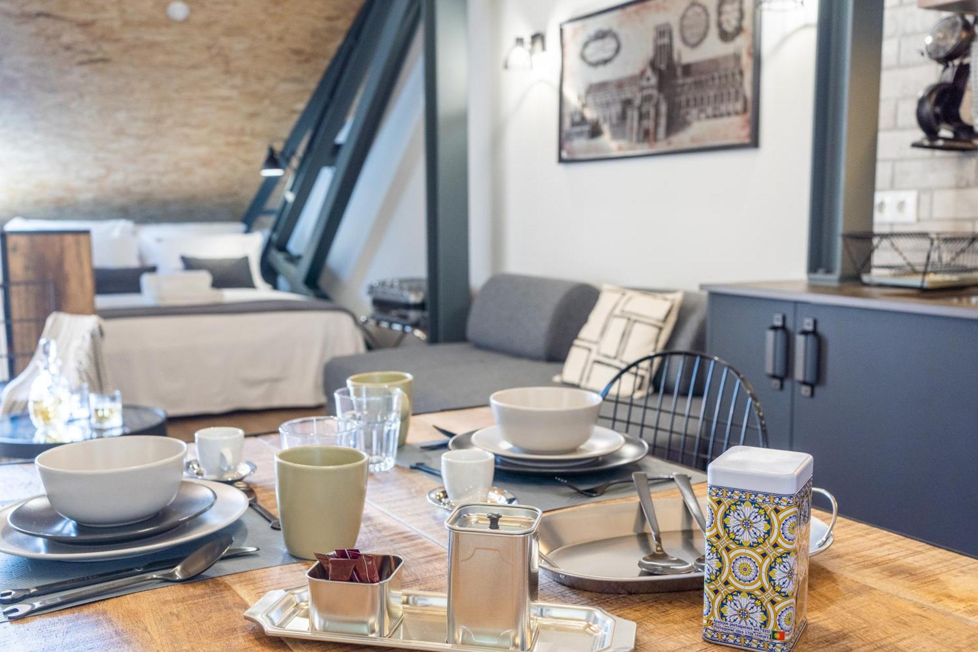 7 Styles Apartments By Raspberry Cascade Faro Room photo
