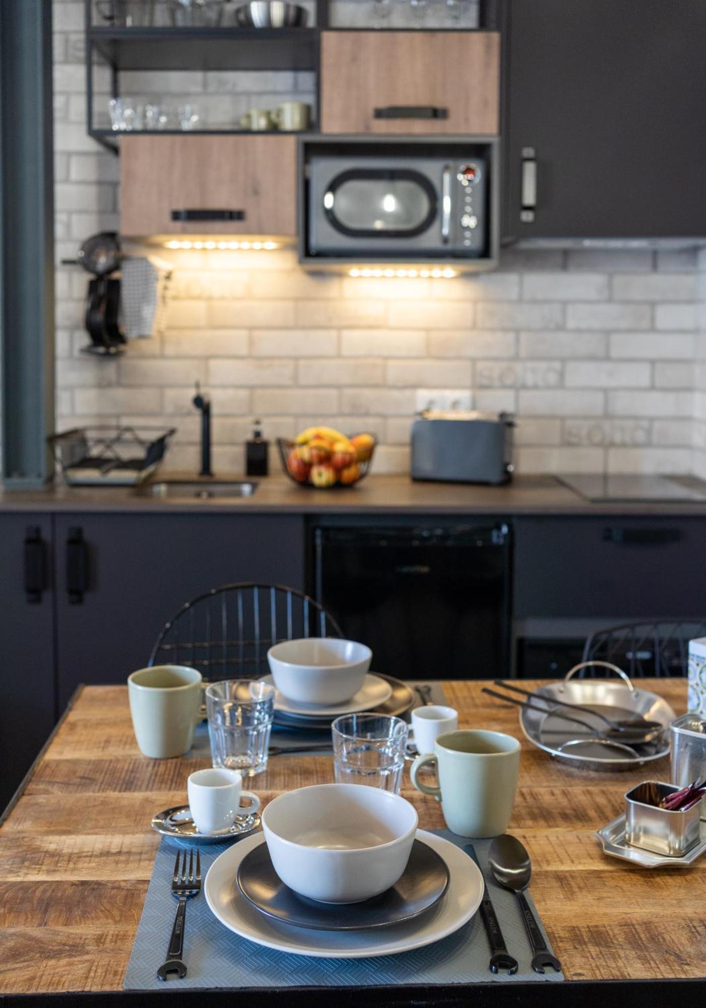 7 Styles Apartments By Raspberry Cascade Faro Room photo